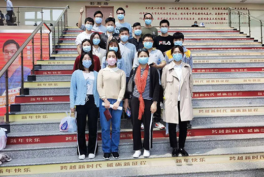 上海唬；；；g真人国际组织开展无偿献血运动